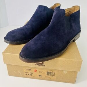 Trask low rise ankle Bootie 8.5 navy suede Allison style low heel non slip